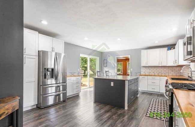 Photo - Zeeland Gem! Gorgeous 2 Bed/2 Bath Single-...