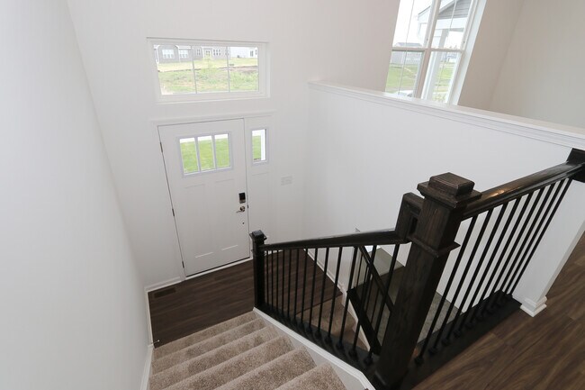 Photo - 2252 Stonegate Rd