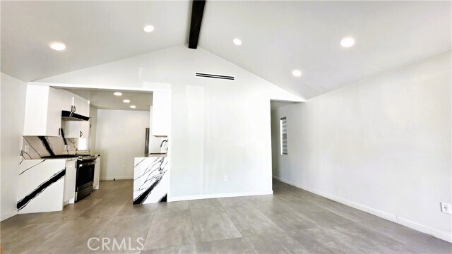 11819 W Trail