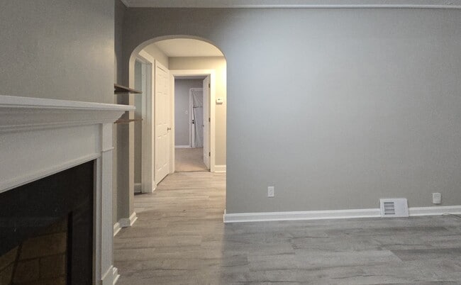 Photo - 10604 McCracken Blvd