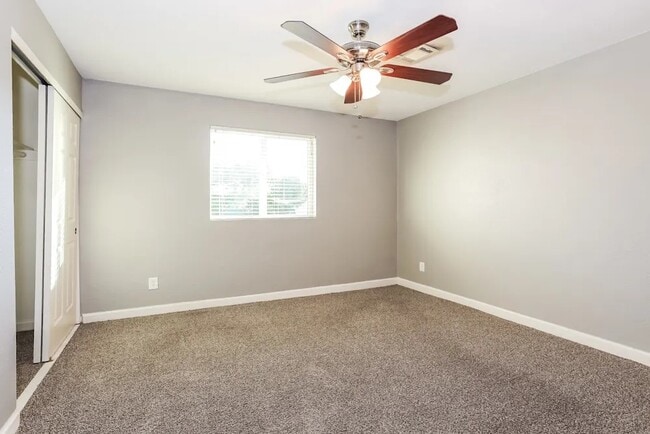 Photo - 8422 E Hubbell St