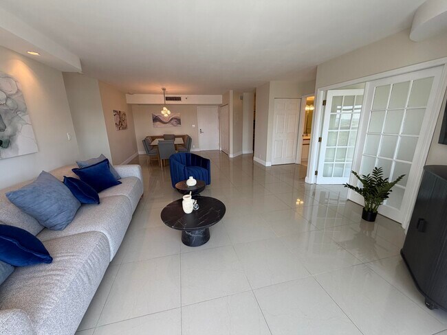 3530 Mystic Pointe Dr Unit 2303