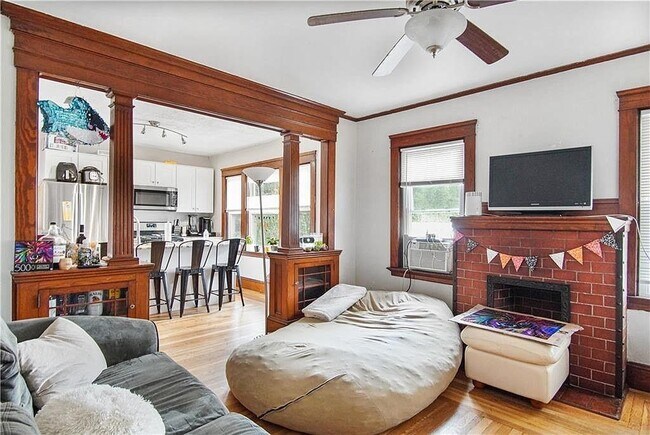 Photo - 1012 Narragansett Blvd