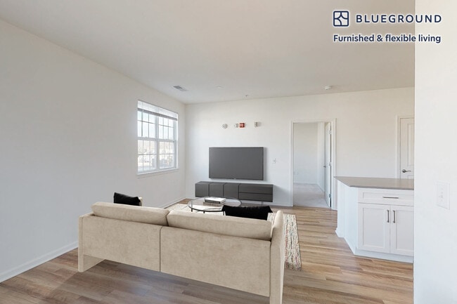 Photo - 152 Shipyard Dr Unidad SI FL4-ID6149A