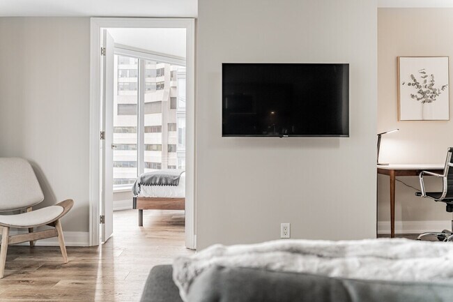 Photo - 155 Yorkville Ave Unité SI ID1513704P