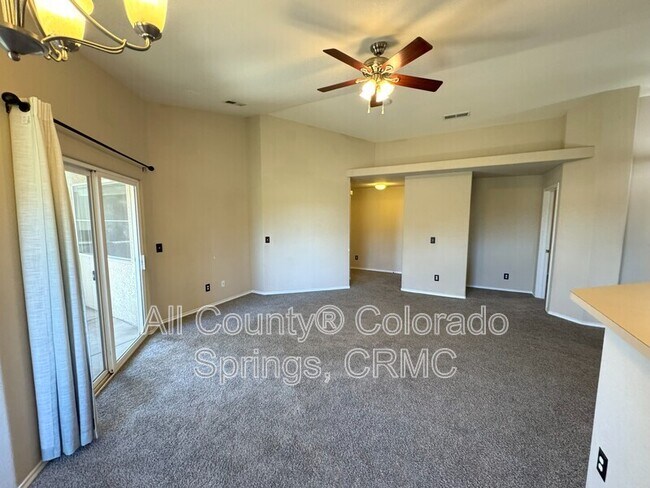 Photo - 3975 Riviera Grove Unidad 202