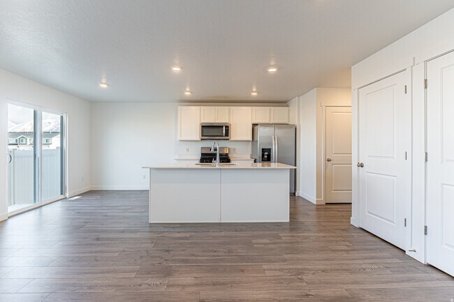 Photo - 3601 E 1360 S