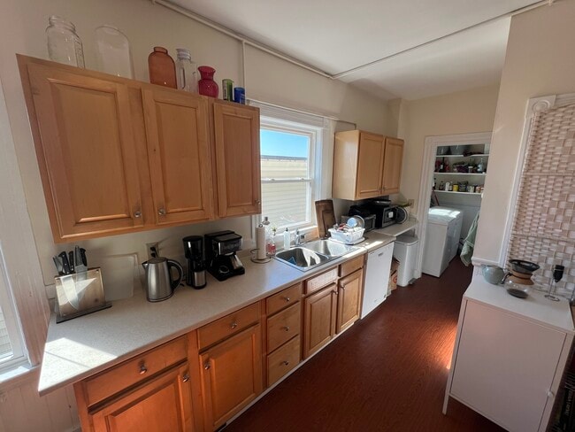 Photo - 51 Ibbetson St Unit 3