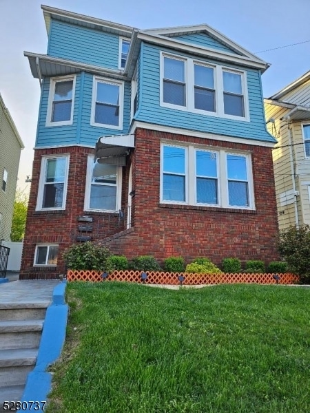 Photo - 271 Davis Ave Apartment