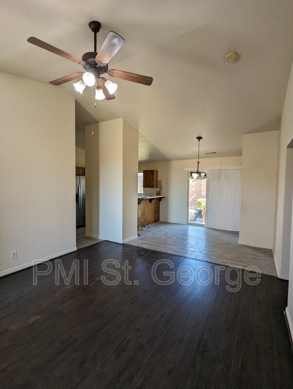 Photo - 1422 N 2130 W