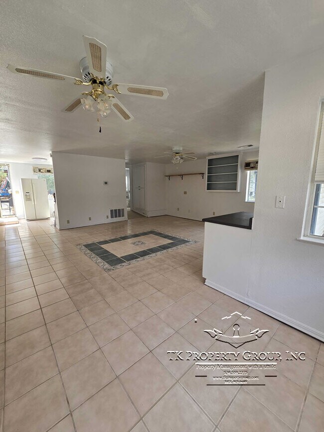 Photo - 17801 Penn Valley Dr