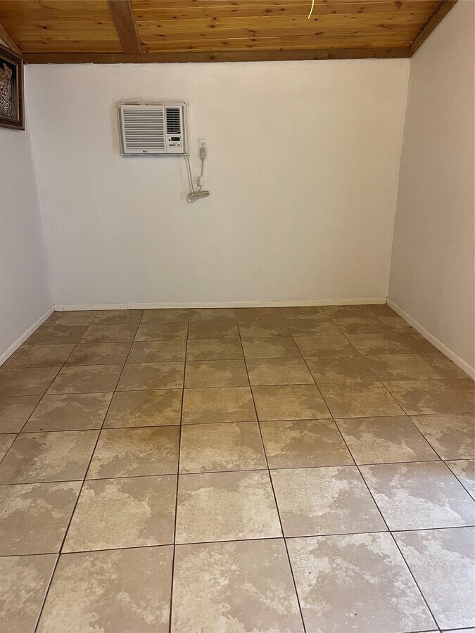 Photo - 1407 1/2 Godwin St