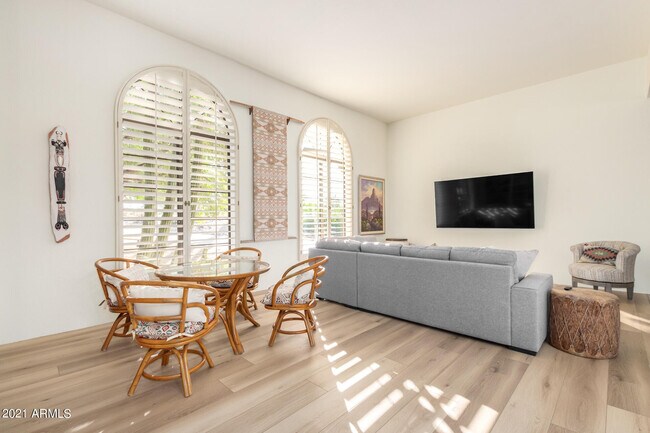 1404 Boulder Pass