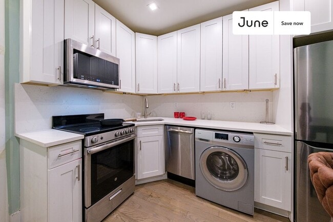 Photo - 1675 Lexington Ave Unit 9