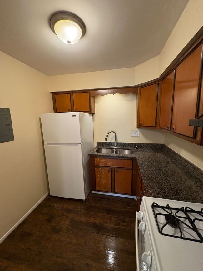 Photo - Riverside Terrace Apartments