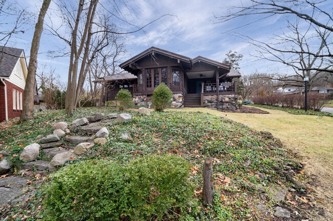 Photo - 126 Mahrt Ave