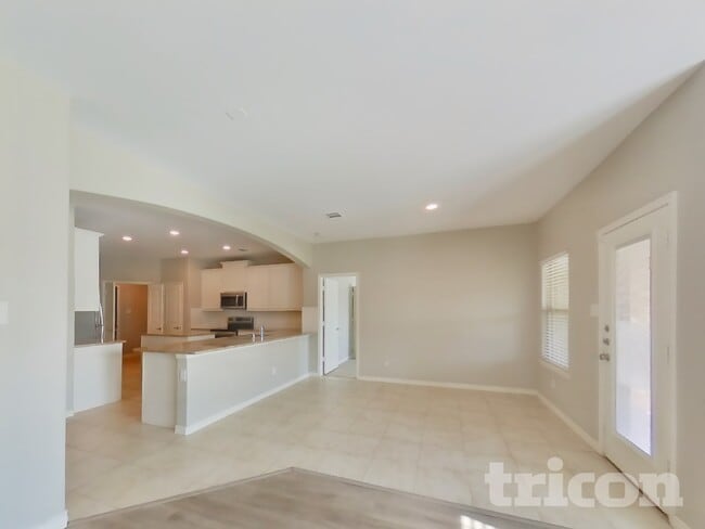 Photo - 3213 Shady River Trail