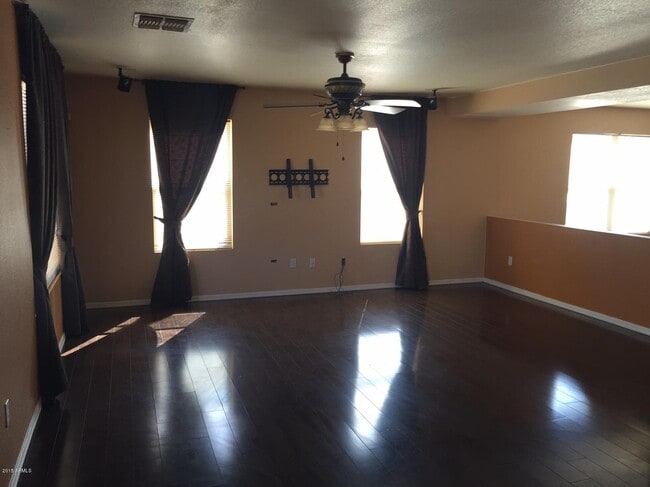 Photo - 17025 W Marconi Ave