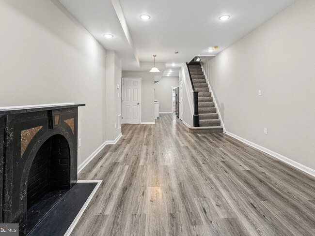 Photo - 1807 Federal St