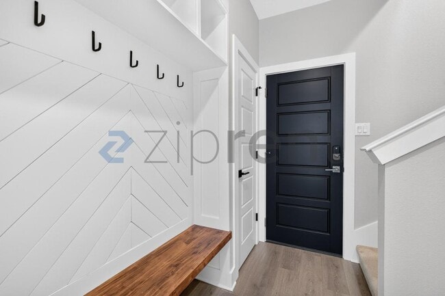 Photo - Unit