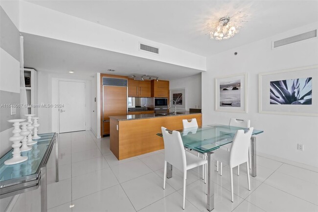 Photo - 465 Brickell Ave Condo