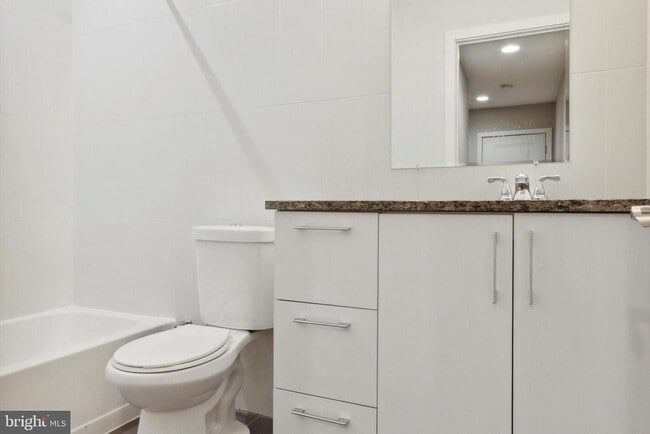 Photo - 1819 Ginnodo St Unit C