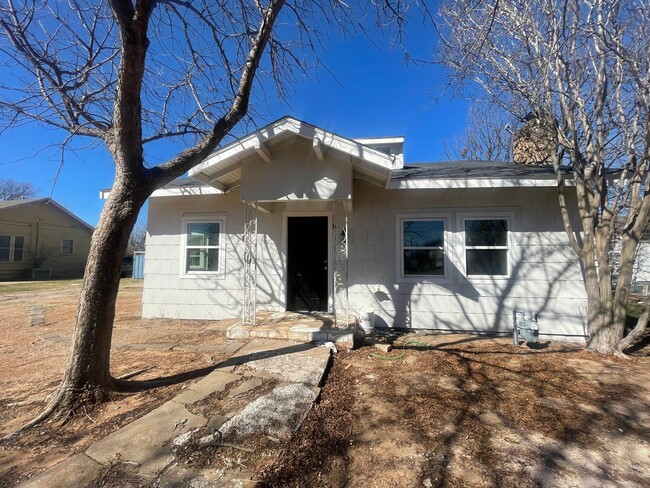 LARGE 4 BEDROOM 2 BATH HOUSE NEAR HSU AND ... - LARGE 4 BEDROOM 2 BATH HOUSE NEAR HSU AND ...