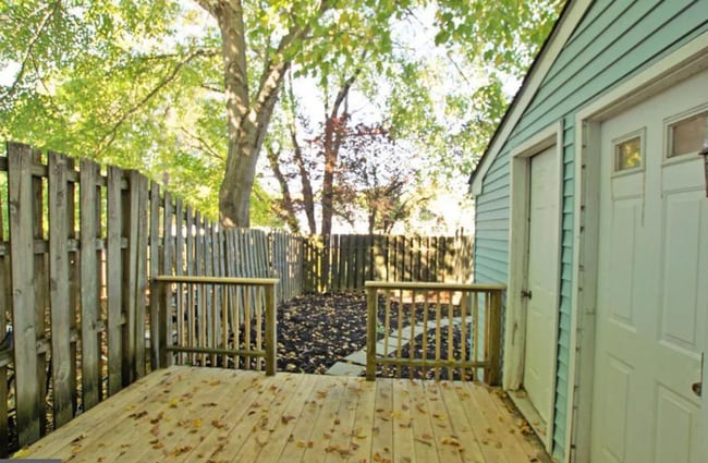 Photo - 90 Village Dr