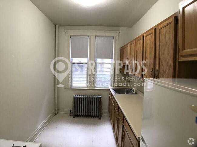 Building Photo - 1 bedroom in Boston MA 02135 Rental