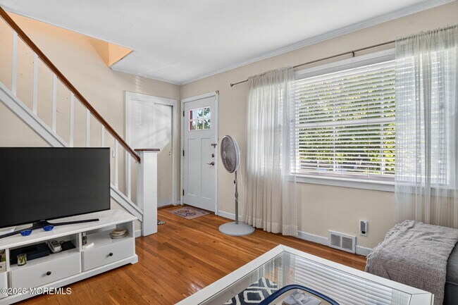Photo - 705 Park Ave
