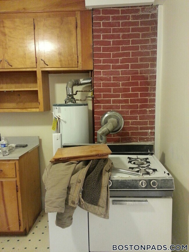 Photo - 161 Endicott St Unit 2F