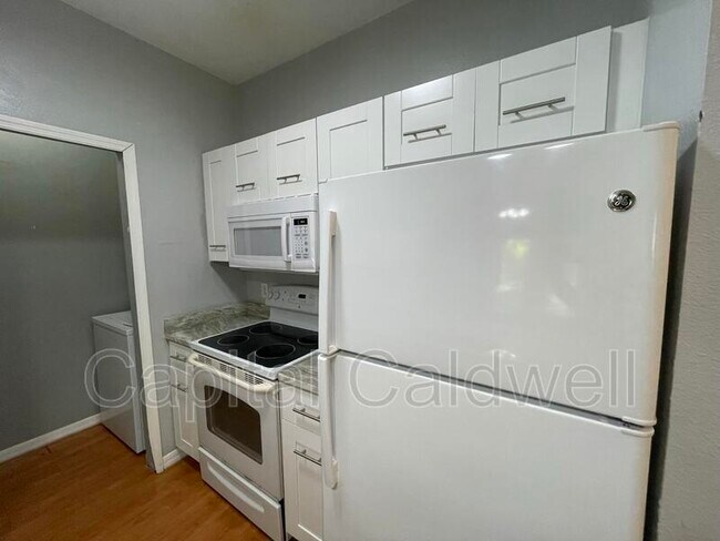 Photo - 1910 E Palm Ave Unit Y11112