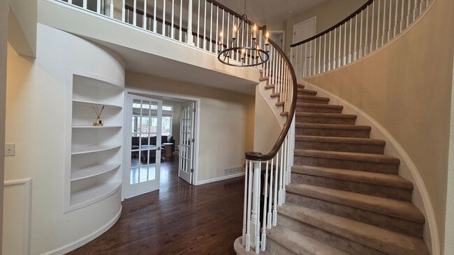 Photo - 7 bedroom 5 Bath Home In Desirable Boulder Location - Partially Furnished - 6 Month Lease Only