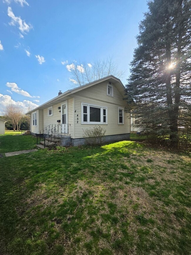 Photo - 2 Bedroom 1 Bath House for Rent Kent Ohio.