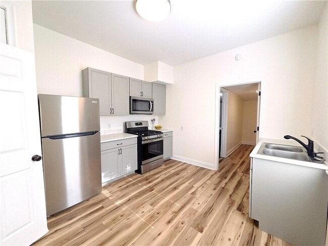 Photo - 1624 N Miro St