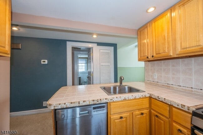 Photo - 41 Beekman St