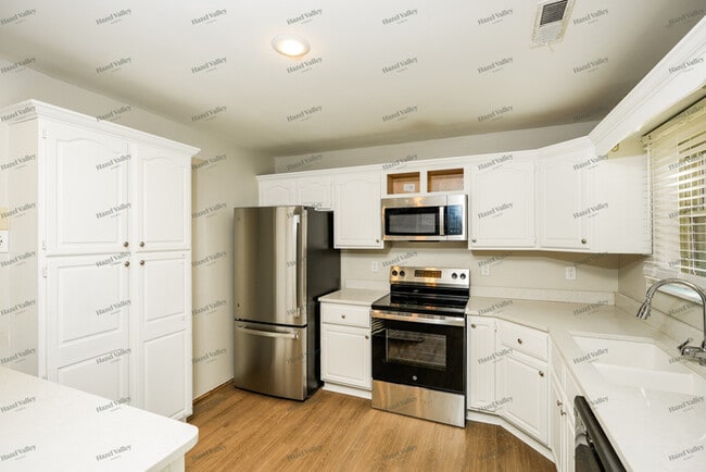 Photo - 1544 S 68th E Ave