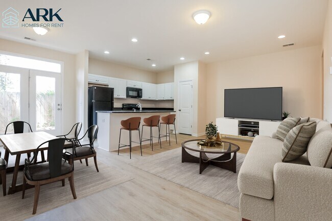 Photo - 38 Rivers Point Row