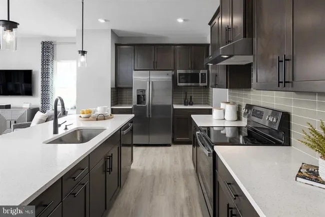 Photo - 606 Phalen Ct