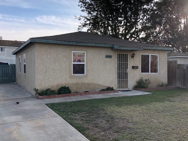 Puertas y ventanas nuevas - 1048 W 223rd St