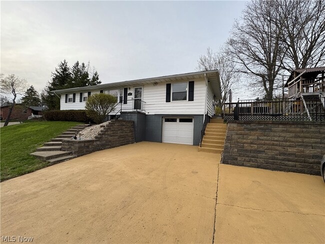 Building Photo - 109 Carroll Dr