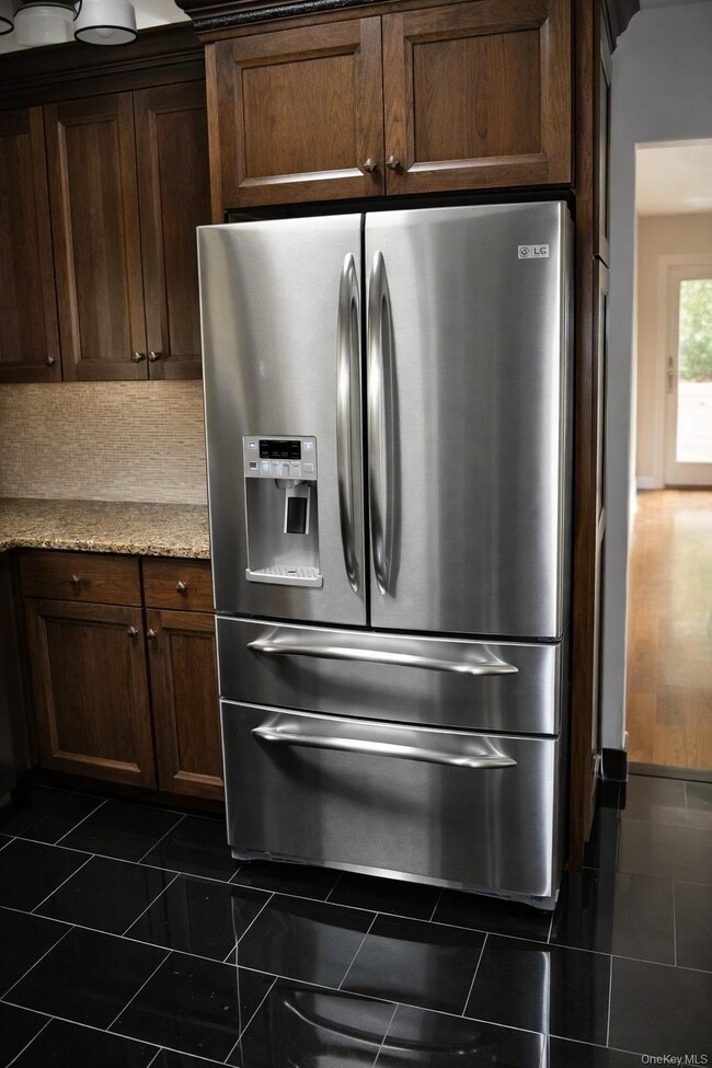 Photo - 42 Clarewood Dr