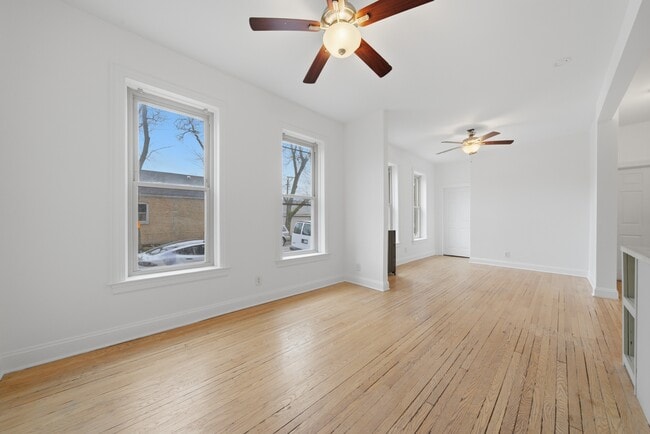 Photo - 2900 N Richmond St Unit 1R