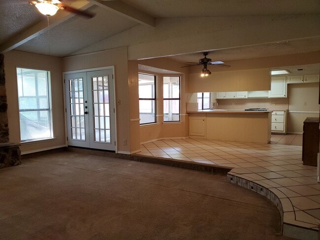 Photo - 4200 Pyracantha Dr