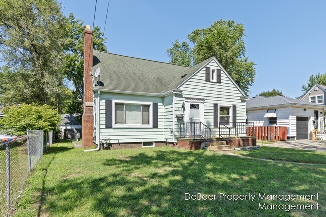 Photo - 2945 Roosevelt Rd