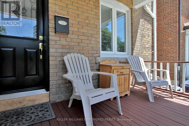 Photo - 51 Rawlinson Ave