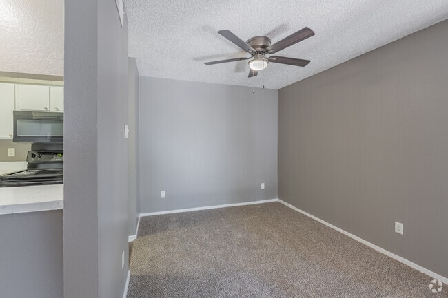 2BR, 1BA - 1,075SF - Dining Room
