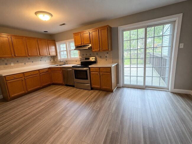 Photo - 739 Orley Pl