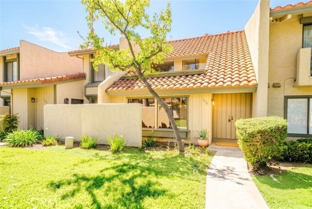 Building Photo - 1538 Via Del Rio