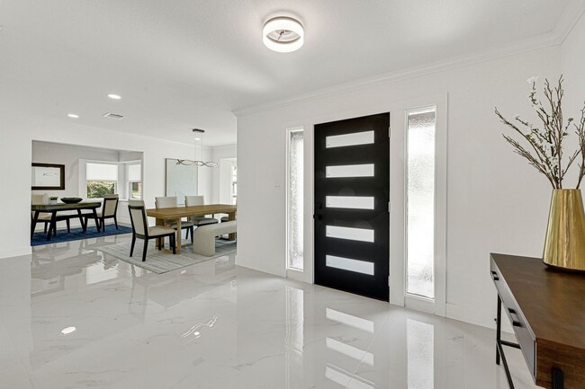 Photo - 2415 Moss Hill Dr